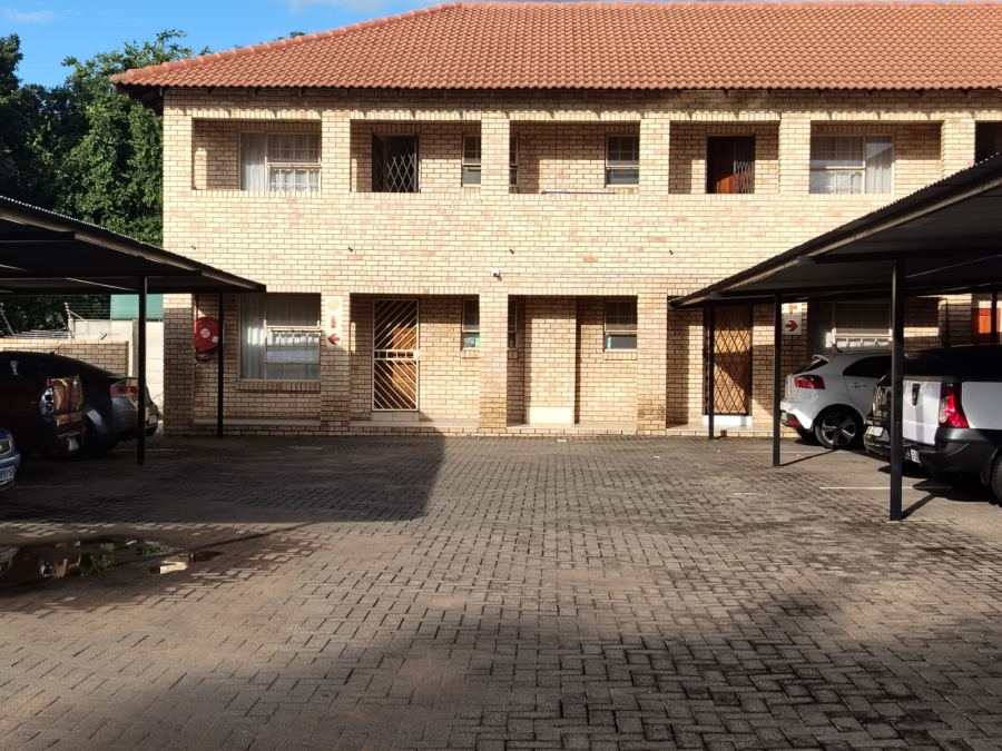 2 Bedroom Property for Sale in Lower Bo-dorp North West